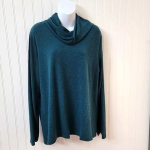 Old Navy green turtleneck top size XL